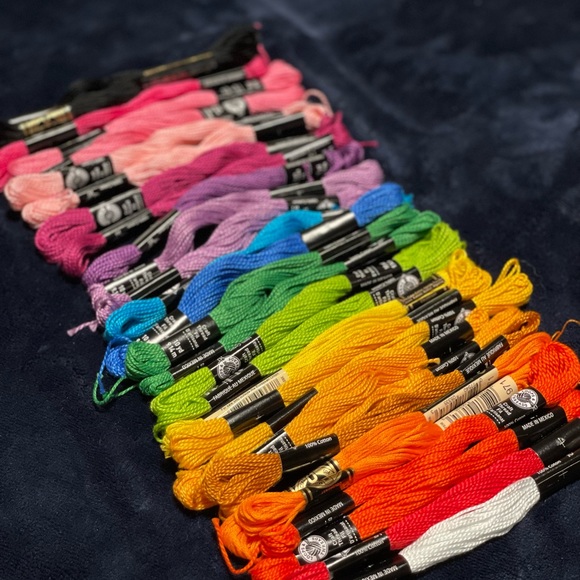 string bundle - friendship bracelets - Picture 2 of 7